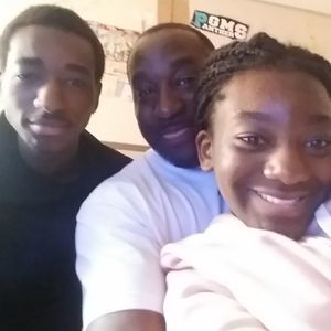 Meet your Posher, Raymond